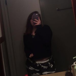 Meet your Posher, Asia